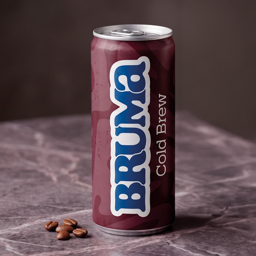 Lata de BRUMA Cold Brew 270 ml sobre superficie de mármol con granos de café